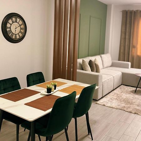 Enol Plazza Apartment Tirana Exterior foto